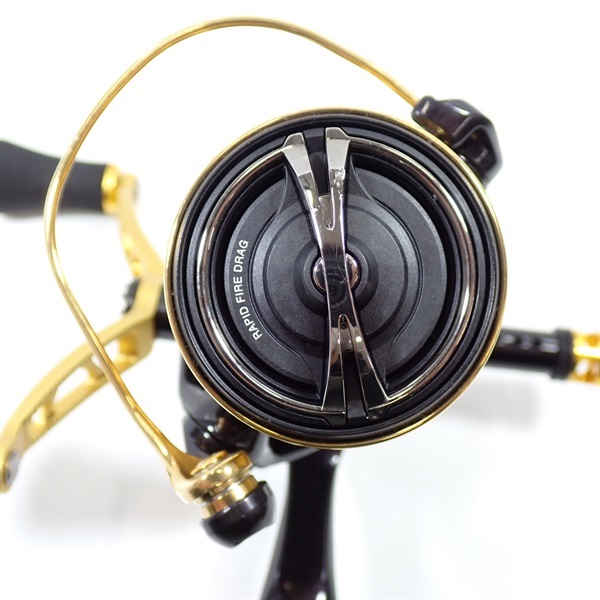 １７セフィアＣＩ４＋Ｃ３０００ＳＨＧ